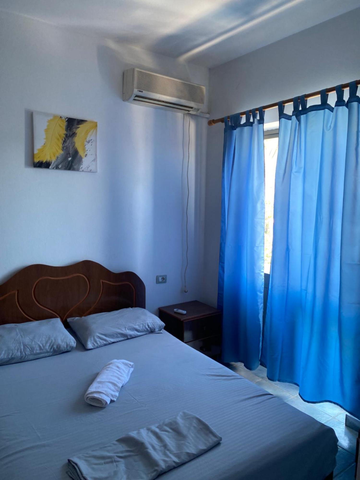 Hotel Adriatik Shëngjin Buitenkant foto